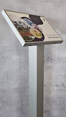 Pultschild A3 quer - 45° - Säule 85-85