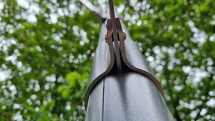 Detail durchgeschraubt